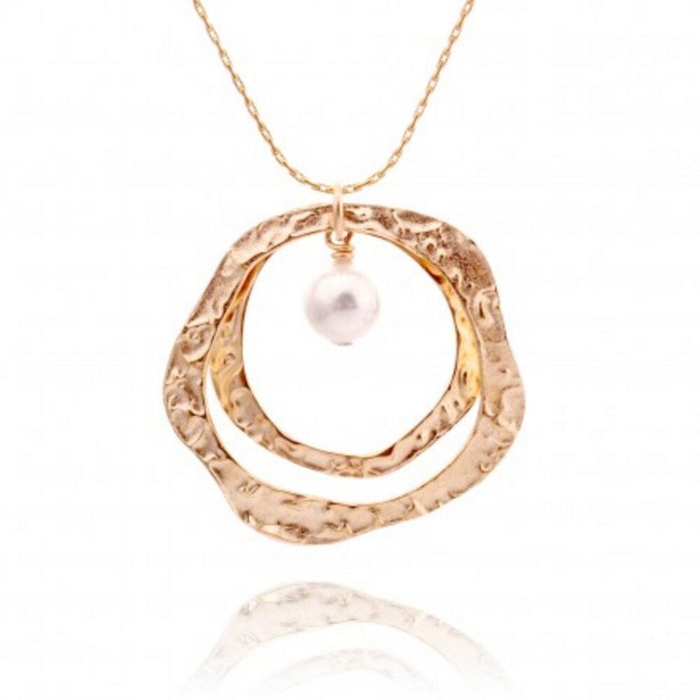 Gold and Pearl Necklace